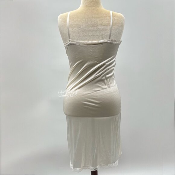 Vintage Leggs Nylon Full Slip Dress w/ Lace Trim & Adjustable Straps Size 34 - Picture 3 of 6